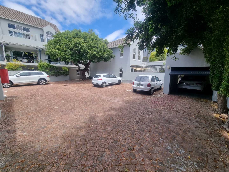 To Let 2 Bedroom Property for Rent in Claremont Upper Western Cape